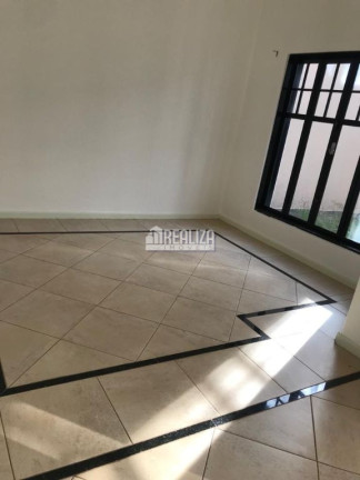 Imagem Casa com 4 Quartos à Venda, 400 m² em Mercês - Uberaba Imagem Casa com 4 Quartos à Venda, 400 m² em Mercês - Uberaba