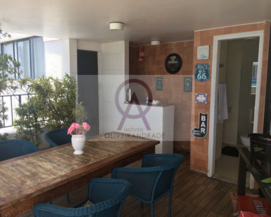 Imagem Imóvel com 4 Quartos para Alugar, 300 m² em Vitória - Salvador Imagem Imóvel com 4 Quartos para Alugar, 300 m² em Vitória - Salvador