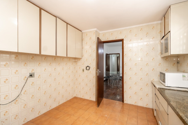 Imagem Casa com 3 Quartos à Venda, 188 m² em Jardim Aeroporto - São Paulo