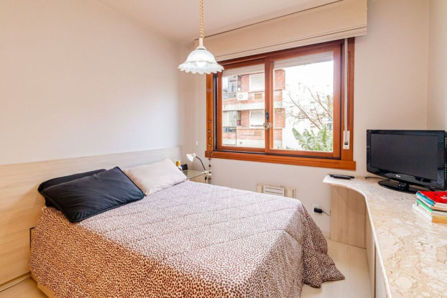 Imagem Apartamento com 2 Quartos à Venda, 97 m² em Petrópolis - Porto Alegre Imagem Apartamento com 2 Quartos à Venda, 97 m² em Petrópolis - Porto Alegre