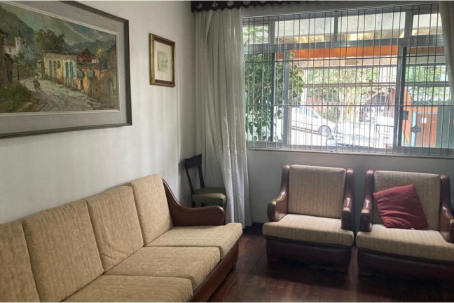 Casa com 3 Quartos à Venda, 175 m² em Jardim Aeroporto - São Paulo