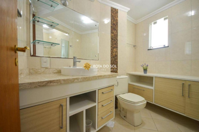 Imagem Apartamento com 3 Quartos à Venda, 130 m² em Centro - Bombinhas Imagem Apartamento com 3 Quartos à Venda, 130 m² em Centro - Bombinhas