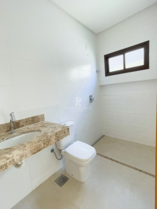 Imagem Casa com 3 Quartos à Venda, 220 m² em Residencial Goiânia Golfe Clube - Goiânia Imagem Casa com 3 Quartos à Venda, 220 m² em Residencial Goiânia Golfe Clube - Goiânia