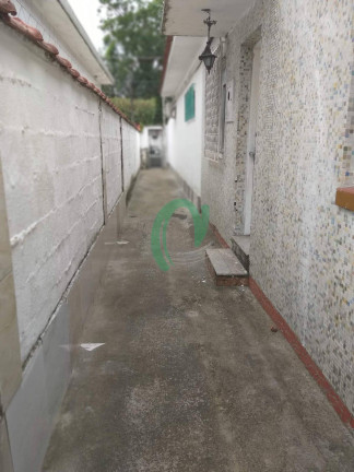 Imagem Casa com 2 Quartos à Venda, 70 m² em Vila Cascatinha - São Vicente