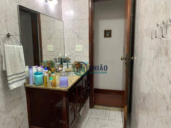 Imagem Apartamento com 3 Quartos à Venda, 120 m² em Icaraí - Niterói