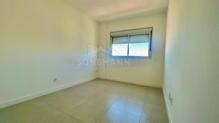 Imagem Apartamento com 2 Quartos à Venda, 74 m² em Kobrasol - São José