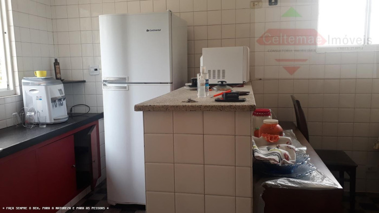 Imagem Casa com 6 Quartos à Venda, 230 m² em Jardim Das Nações - Taubaté Imagem Casa com 6 Quartos à Venda, 230 m² em Jardim Das Nações - Taubaté