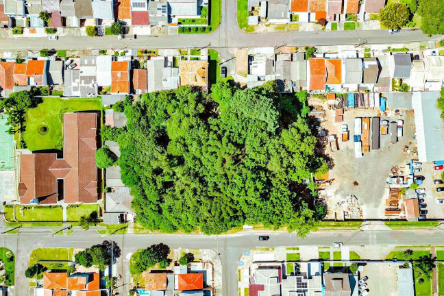 Imagem Terreno à Venda, 2.189 m² em Pinheirinho - Curitiba Imagem Terreno à Venda, 2.189 m² em Pinheirinho - Curitiba