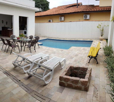 Imagem Casa de Condomínio com 3 Quartos à Venda, 357 m² em Socorro - Pindamonhangaba Imagem Casa de Condomínio com 3 Quartos à Venda, 357 m² em Socorro - Pindamonhangaba