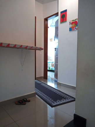 Imagem Casa com 3 Quartos à Venda, em São Paulo Imagem Casa com 3 Quartos à Venda, em São Paulo