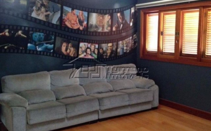 Imagem Imóvel com 5 Quartos à Venda, 1.750 m² em Piracangaguá - Taubaté Imagem Imóvel com 5 Quartos à Venda, 1.750 m² em Piracangaguá - Taubaté