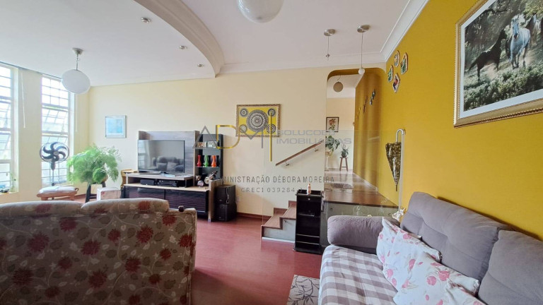 Imagem Casa com 3 Quartos à Venda, 3 m² em Centro - Botucatu Imagem Casa com 3 Quartos à Venda, 3 m² em Centro - Botucatu