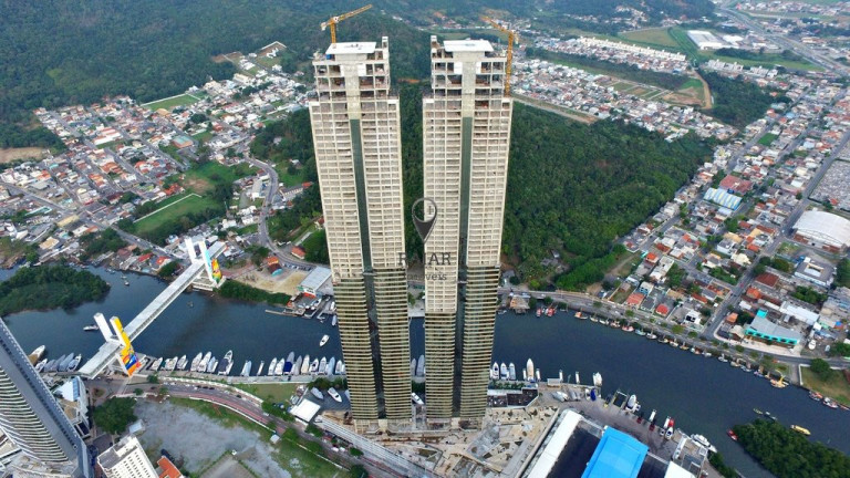 Imagem Apartamento com 4 Quartos à Venda,  em Centro - Balneário Camboriú