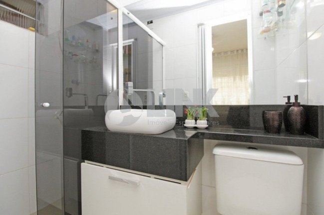 Imagem Apartamento com 2 Quartos à Venda, 90 m² em Cristo Redentor - Porto Alegre Imagem Apartamento com 2 Quartos à Venda, 90 m² em Cristo Redentor - Porto Alegre