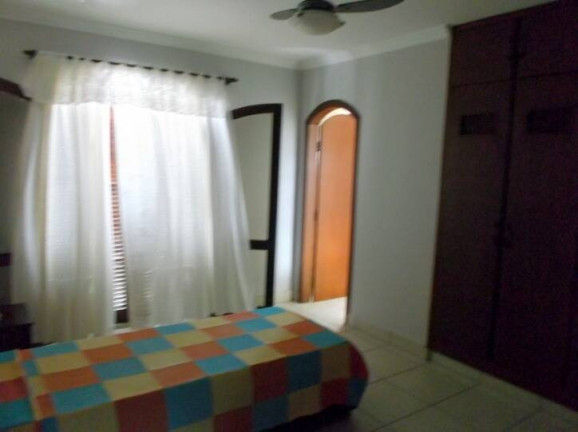 Imagem Casa com 5 Quartos à Venda, em Bougainvillee 1 - Peruíbe Imagem Casa com 5 Quartos à Venda, em Bougainvillee 1 - Peruíbe