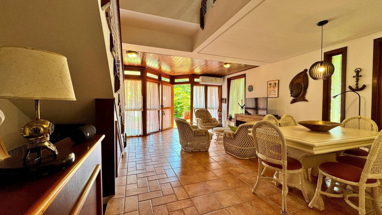 Imagem Casa com 3 Quartos à Venda, 130 m² em Riviera De São Lourenço - Bertioga Imagem Casa com 3 Quartos à Venda, 130 m² em Riviera De São Lourenço - Bertioga