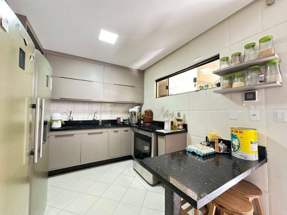 Imagem Casa com 4 Quartos à Venda, 122 m² em Piatã - Salvador