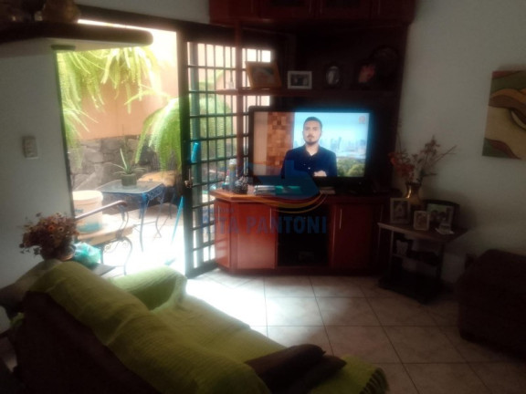 Imagem Casa com 3 Quartos à Venda, 166 m² em Jardim Califórnia - Ribeirão Preto Imagem Casa com 3 Quartos à Venda, 166 m² em Jardim Califórnia - Ribeirão Preto