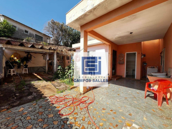 Imagem Casa com 2 Quartos à Venda, 145 m² em Centro - Socorro