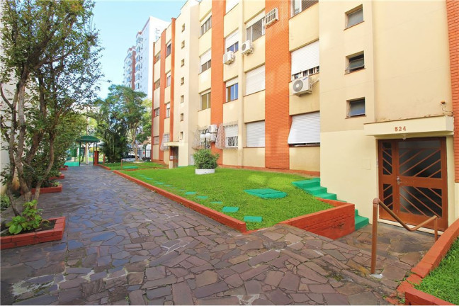 Imagem Apartamento com 3 Quartos à Venda, 78 m² em Menino Deus - Porto Alegre Imagem Apartamento com 3 Quartos à Venda, 78 m² em Menino Deus - Porto Alegre