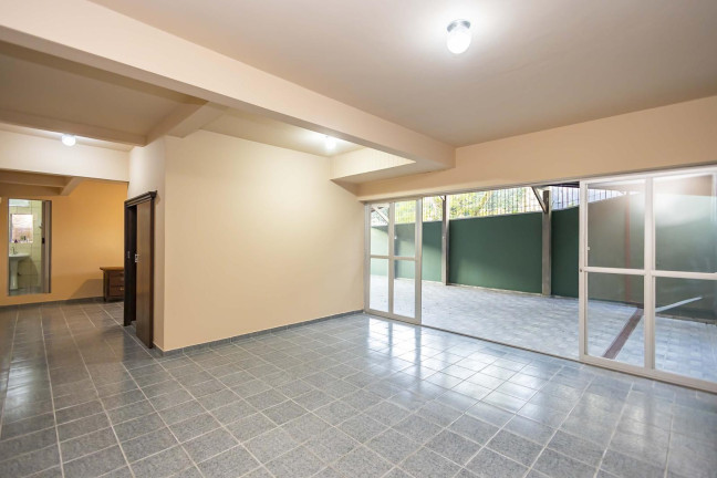 Imagem Casa com 3 Quartos à Venda, 350 m² em Santo Inácio - Curitiba