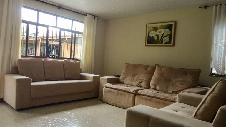 Imagem Casa com 4 Quartos à Venda, 350 m² em Várzea - Teresópolis Imagem Casa com 4 Quartos à Venda, 350 m² em Várzea - Teresópolis