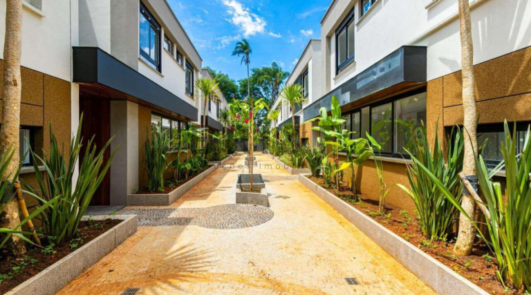 Imagem Casa com 4 Quartos à Venda, 450 m² em Santo Amaro - São Paulo Imagem Casa com 4 Quartos à Venda, 450 m² em Santo Amaro - São Paulo