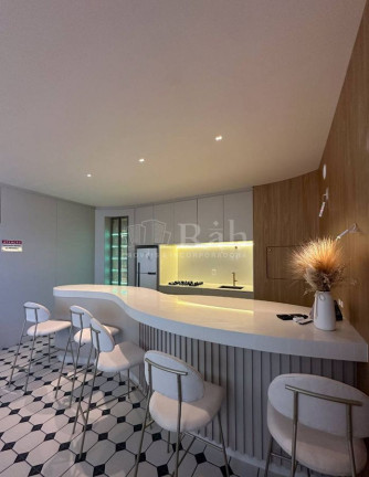 Apartamento com 3 Quartos à Venda, 100 m² em Praia Brava - Itajaí