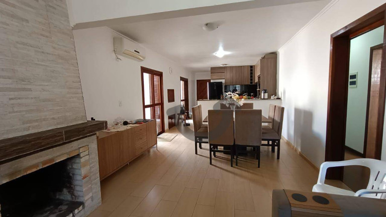 Imagem Casa com 3 Quartos à Venda, 196 m² em Santo Antônio - Santa Cruz Do Sul Imagem Casa com 3 Quartos à Venda, 196 m² em Santo Antônio - Santa Cruz Do Sul