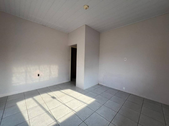 Imagem Casa à Venda, em Joinville Imagem Casa à Venda, em Joinville