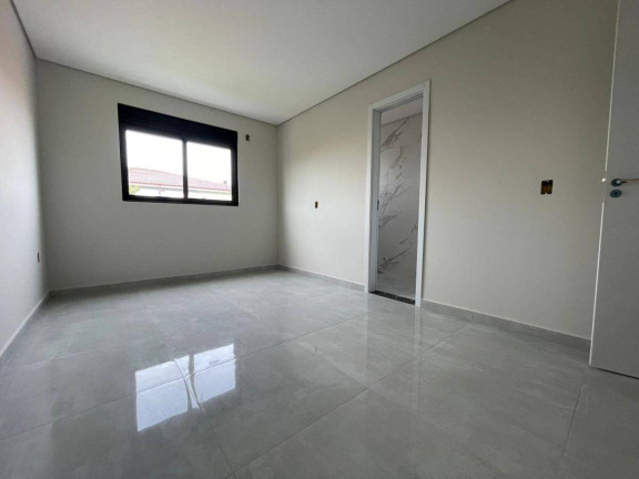 Imagem Casa com 3 Quartos à Venda, 150 m² em São João Do Rio Vermelho - Florianópolis Imagem Casa com 3 Quartos à Venda, 150 m² em São João Do Rio Vermelho - Florianópolis