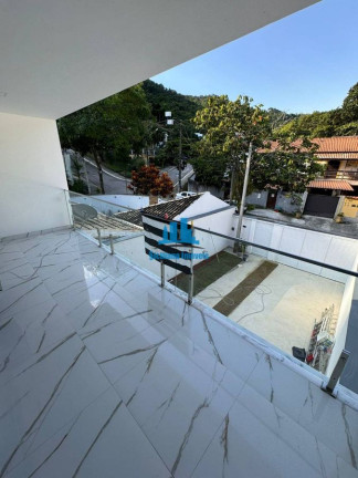 Imagem Casa com 3 Quartos à Venda, 180 m² em Piratininga - Niterói