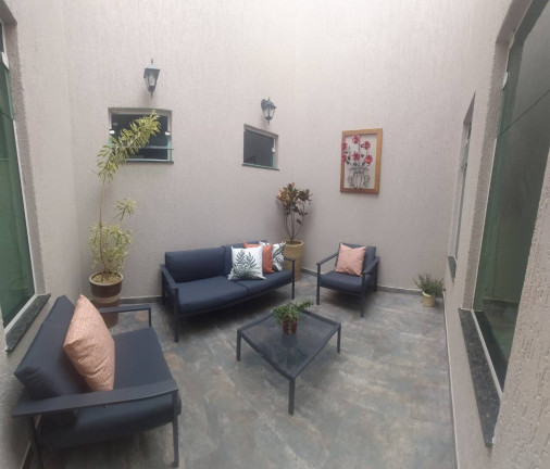 Imagem Casa com 3 Quartos à Venda, em Castelos - Tremembé Imagem Casa com 3 Quartos à Venda, em Castelos - Tremembé