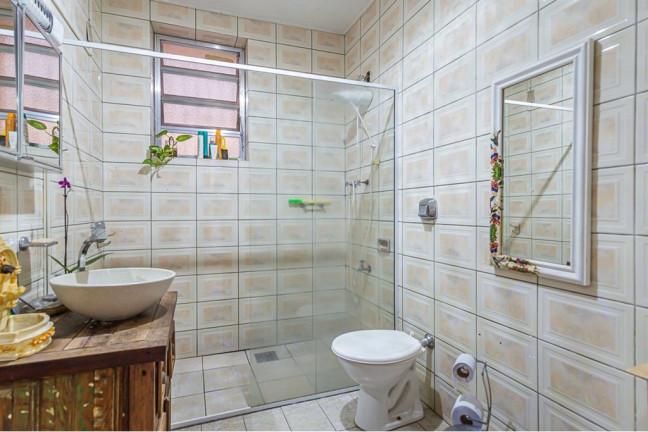 Imagem Apartamento com 3 Quartos à Venda, 122 m² em Santana - Porto Alegre Imagem Apartamento com 3 Quartos à Venda, 122 m² em Santana - Porto Alegre