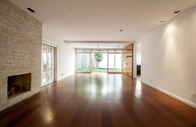 Sobrado com 3 Quartos à Venda, 568 m² em Jardim Guedala - São Paulo