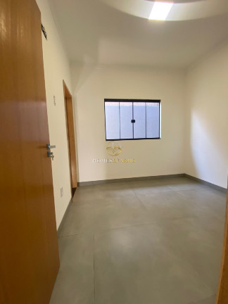 Imagem Casa com 3 Quartos à Venda, 153 m² em Setor Barra Da Tijuca - Goiânia Imagem Casa com 3 Quartos à Venda, 153 m² em Setor Barra Da Tijuca - Goiânia
