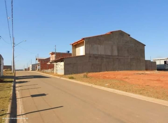 Imagem Terreno à Venda, 150 m² em Jardim Vitoria - Cotia Imagem Terreno à Venda, 150 m² em Jardim Vitoria - Cotia