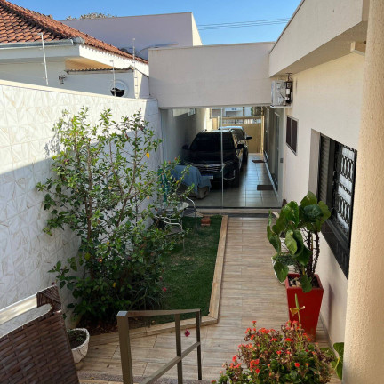 Imagem Casa com 3 Quartos à Venda, 360 m² em Centro - Bauru Imagem Casa com 3 Quartos à Venda, 360 m² em Centro - Bauru