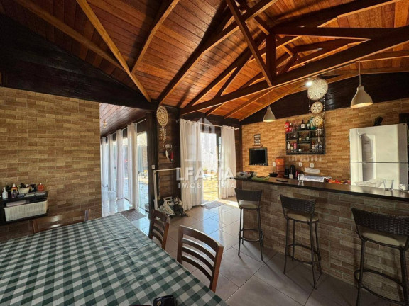 Imagem Casa com 3 Quartos à Venda, 190 m² em Brasilia - Itapoá Imagem Casa com 3 Quartos à Venda, 190 m² em Brasilia - Itapoá
