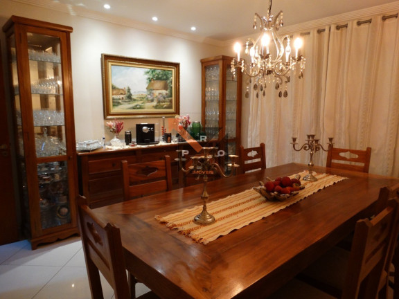 Imagem Casa com 5 Quartos à Venda, 527 m² em São Fernando Residência - Barueri Imagem Casa com 5 Quartos à Venda, 527 m² em São Fernando Residência - Barueri