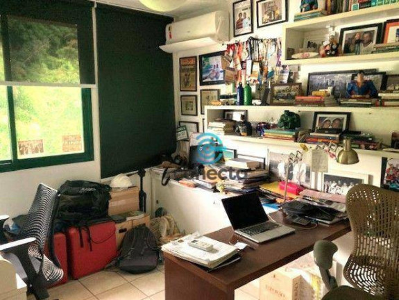 Imagem Cobertura com 5 Quartos à Venda, 220 m² em Pe Pequeno - Niterói Imagem Cobertura com 5 Quartos à Venda, 220 m² em Pe Pequeno - Niterói