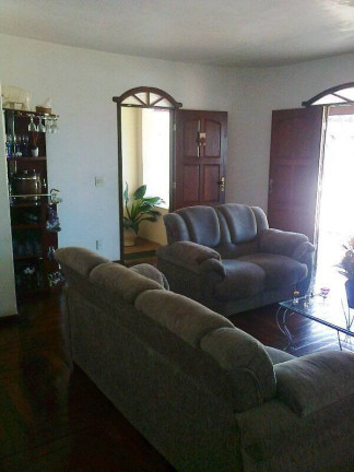 Imagem Casa com 3 Quartos à Venda, 300 m² em Vila Pérola - Contagem