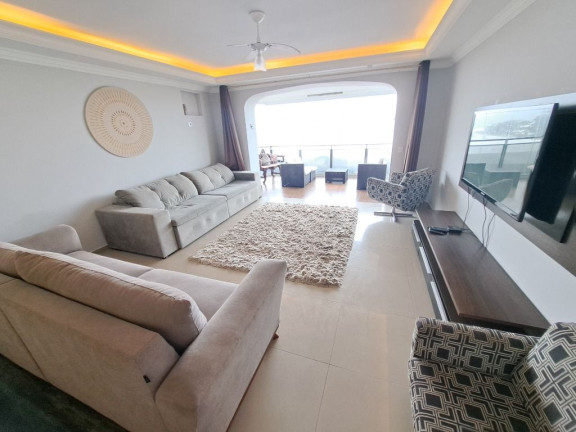 Imagem Apartamento com 3 Quartos à Venda, 290 m² em Pitangueiras - Guarujá