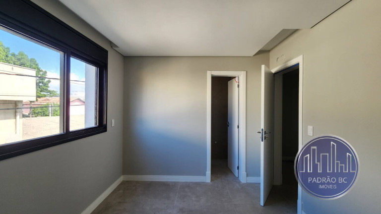 Imagem Sobrado com 3 Quartos à Venda, 184 m² em Centro - Balneário Camboriú Imagem Sobrado com 3 Quartos à Venda, 184 m² em Centro - Balneário Camboriú