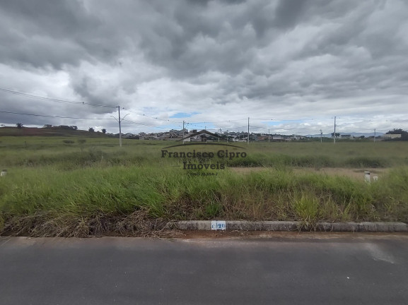 Imagem Terreno à Venda, 250 m² em Villagio Italian - Guaratinguetá Imagem Terreno à Venda, 250 m² em Villagio Italian - Guaratinguetá