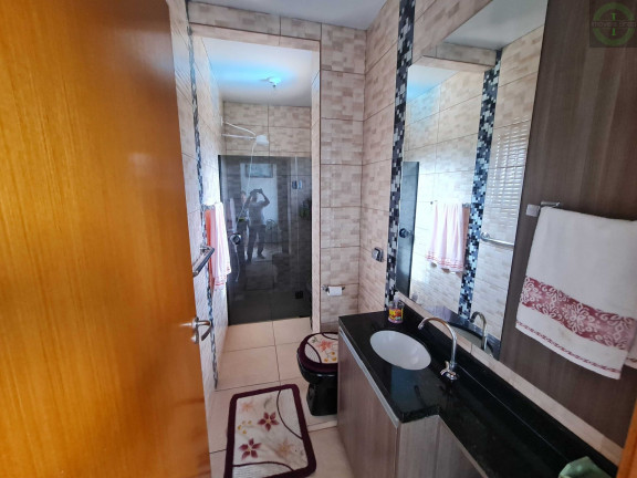 Imagem Casa com 3 Quartos à Venda, 130 m² em Contorno - Ponta Grossa Imagem Casa com 3 Quartos à Venda, 130 m² em Contorno - Ponta Grossa