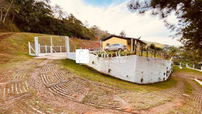 Imagem Chácara com 3 Quartos à Venda, 190 m² em Centro - Monteiro Lobato Imagem Chácara com 3 Quartos à Venda, 190 m² em Centro - Monteiro Lobato