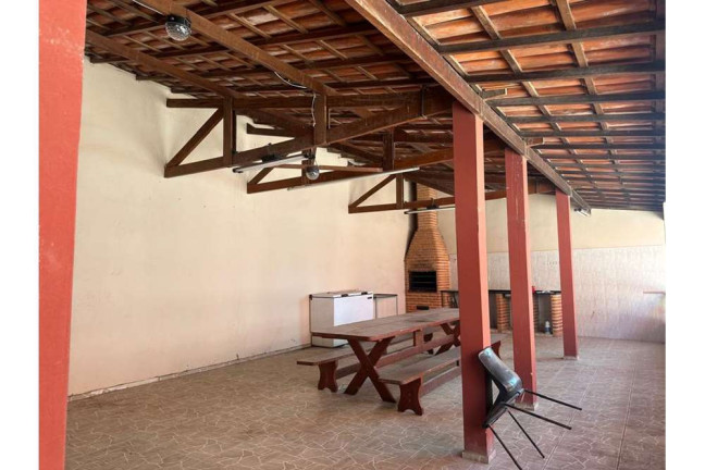Imagem Casa com 4 Quartos à Venda, 288 m² em Centro - Salto De Pirapora Imagem Casa com 4 Quartos à Venda, 288 m² em Centro - Salto De Pirapora