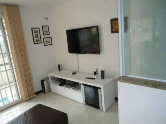 Imagem Casa com 4 Quartos à Venda, 180 m² em Patamares - Salvador Imagem Casa com 4 Quartos à Venda, 180 m² em Patamares - Salvador