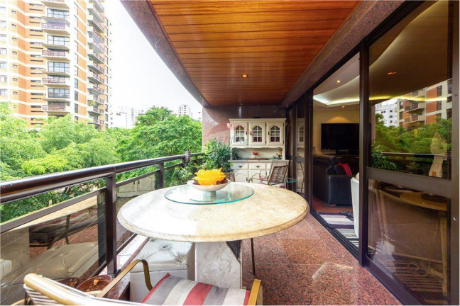 Imagem Apartamento com 4 Quartos à Venda, 208 m² em Real Parque - São Paulo Imagem Apartamento com 4 Quartos à Venda, 208 m² em Real Parque - São Paulo